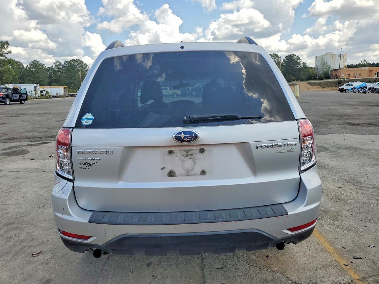 2010 SUBARU FORESTER