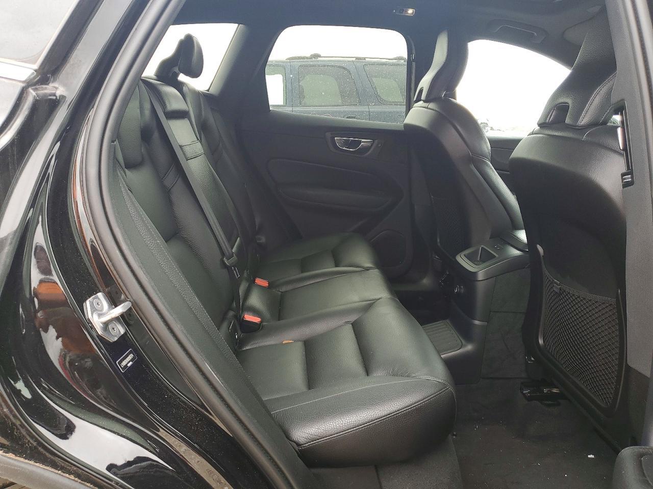 2019 VOLVO XC60