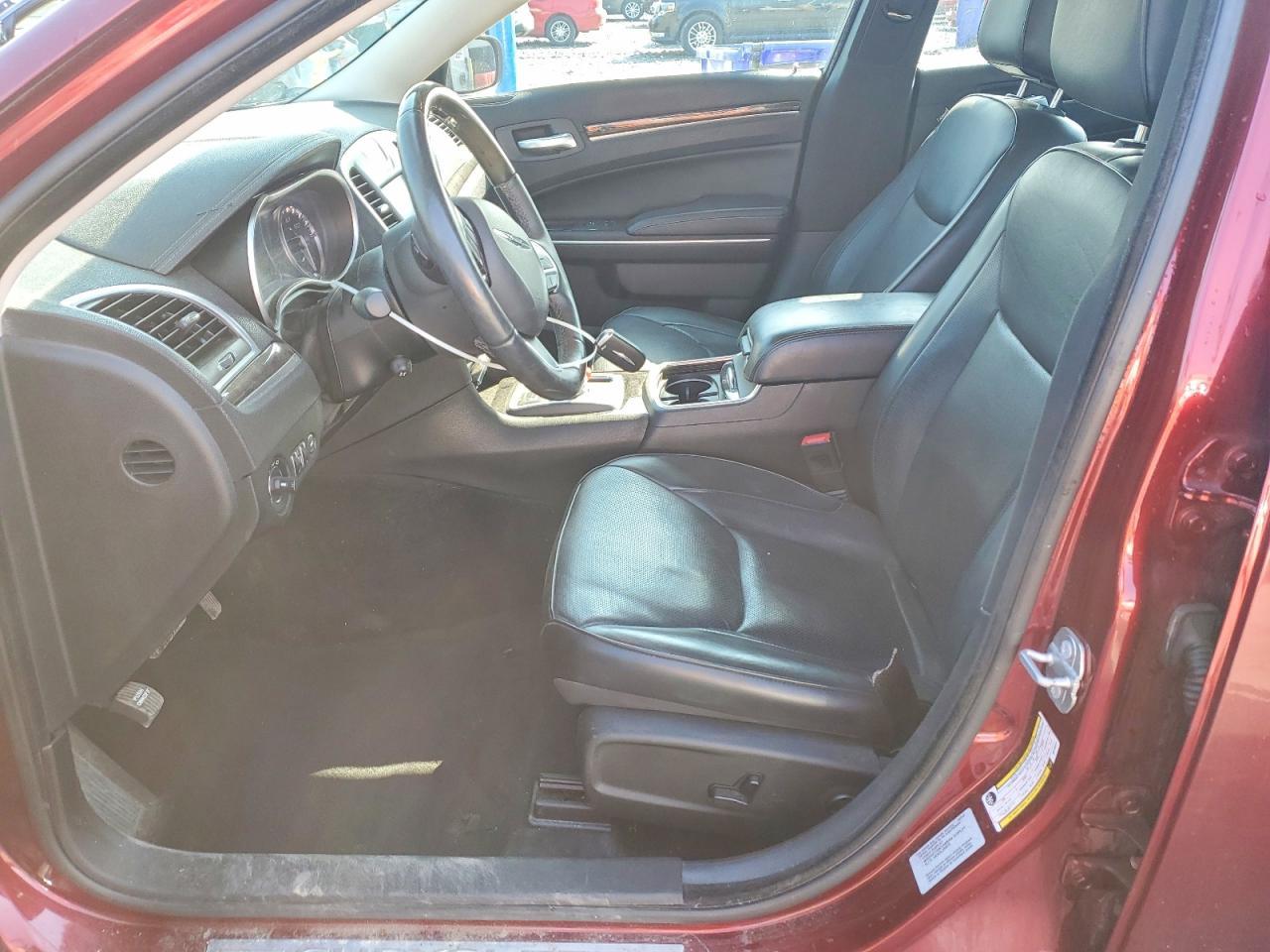 2016 CHRYSLER 300