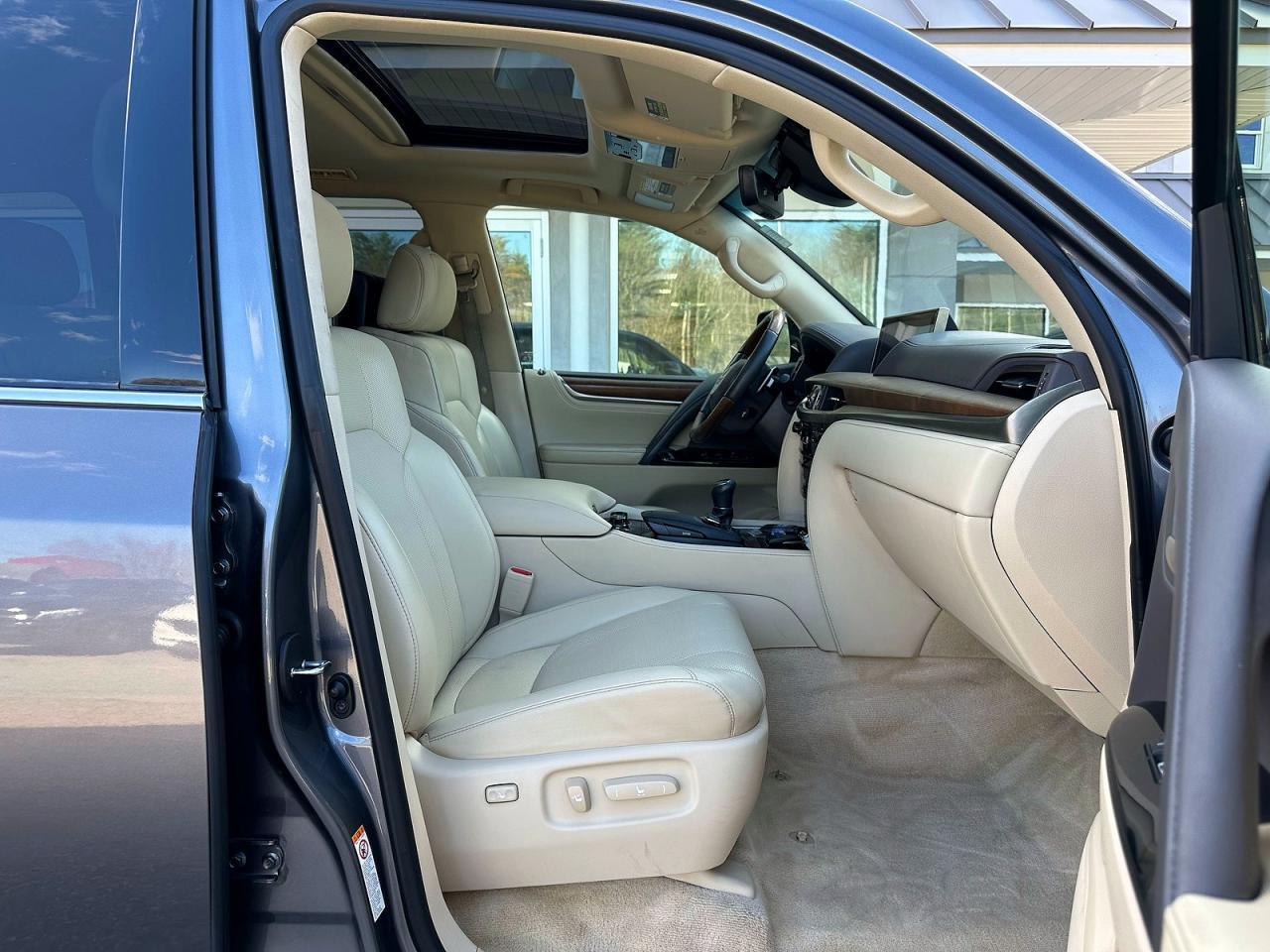 2017 LEXUS LX 570