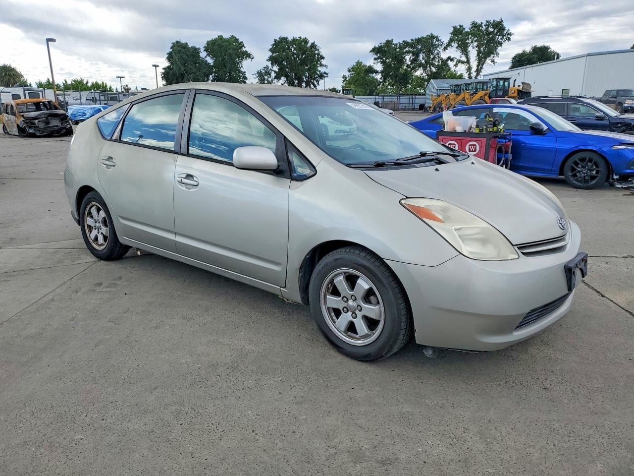 2004 TOYOTA PRIUS