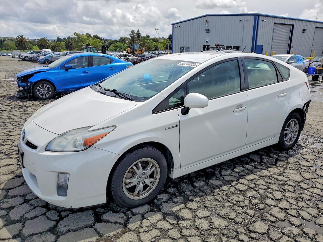 2011 TOYOTA PRIUS