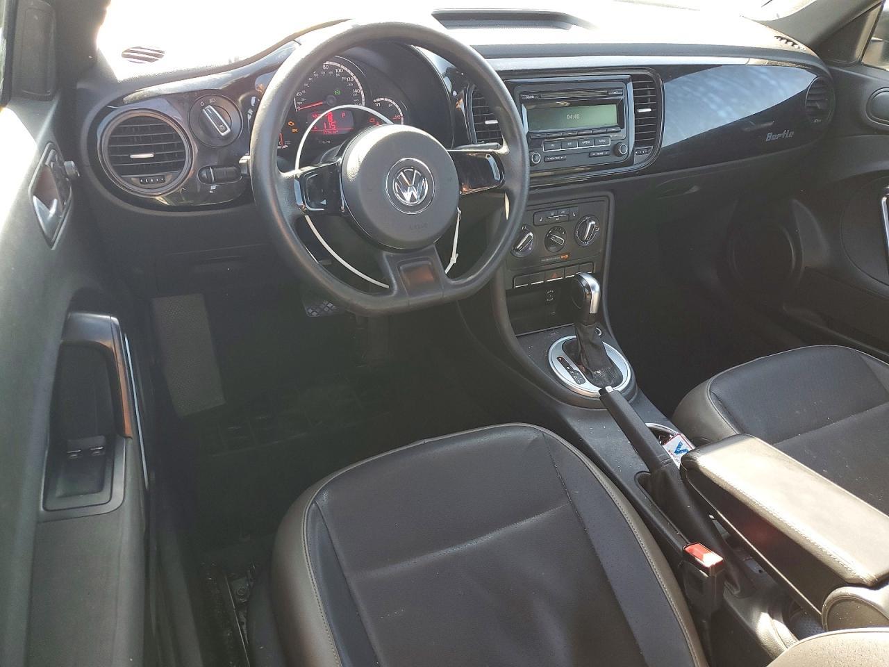2015 VOLKSWAGEN Beetle