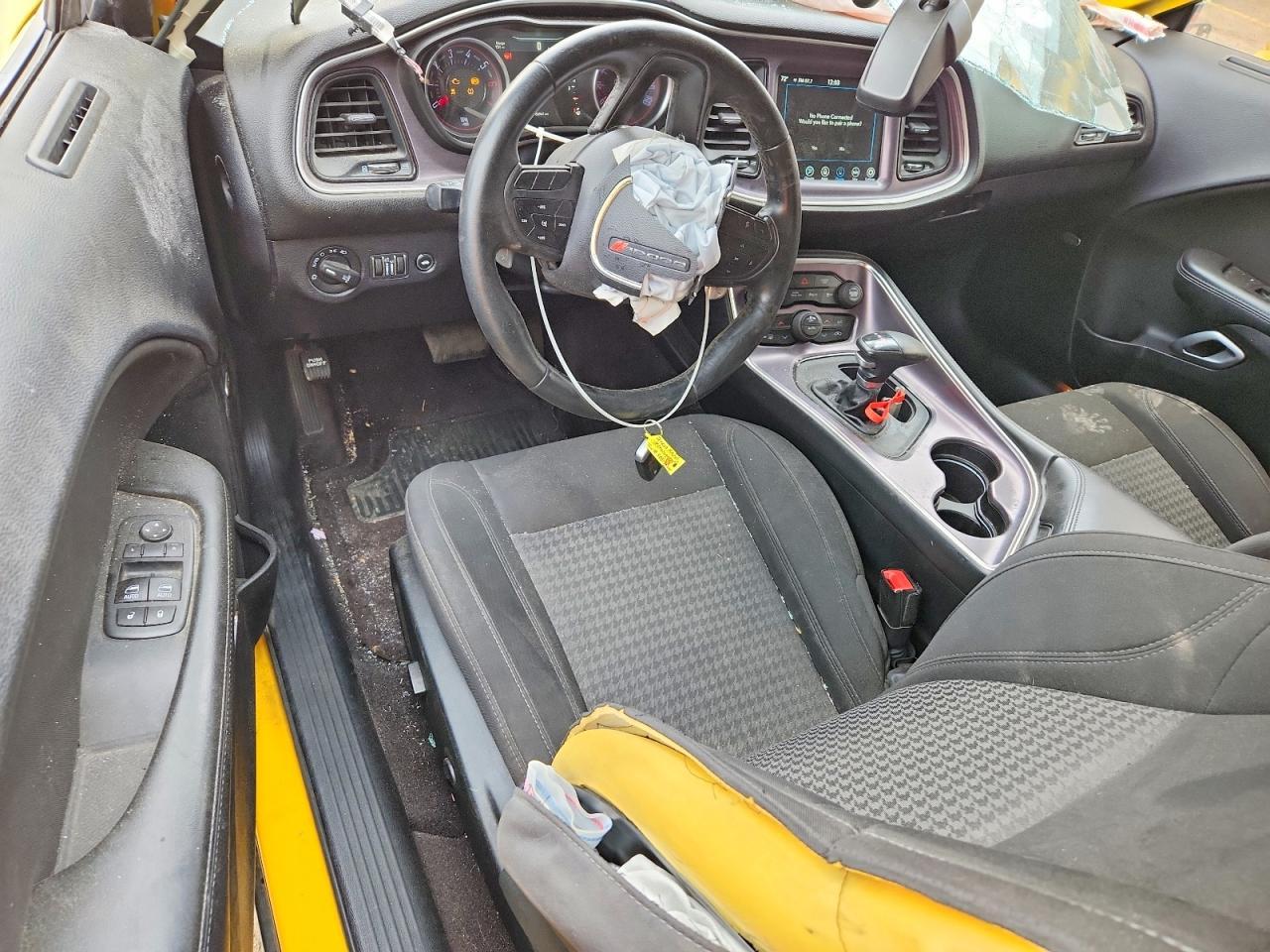 2017 DODGE Challenger