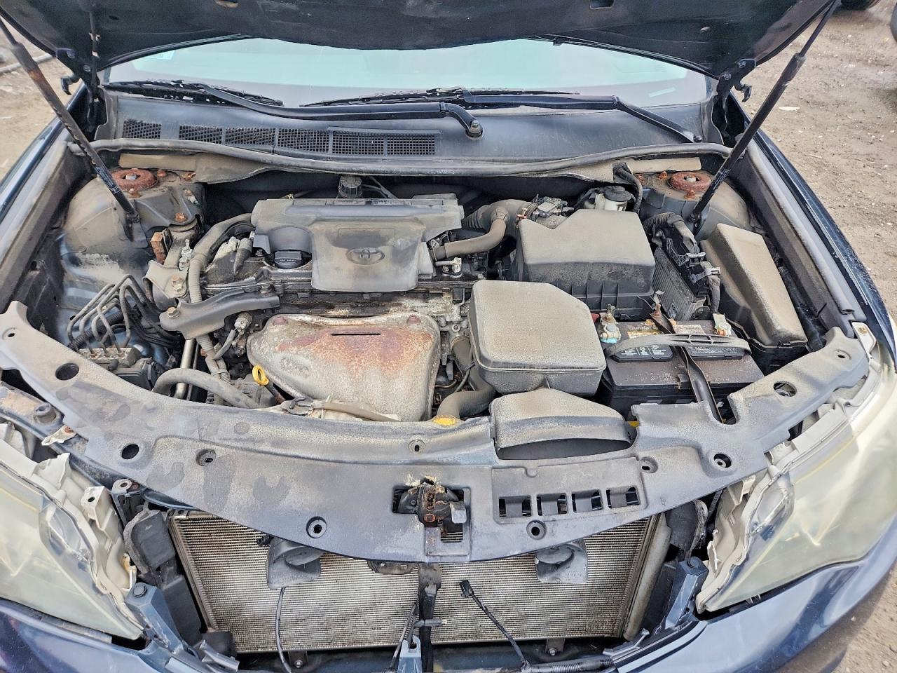 2014 TOYOTA CAMRY