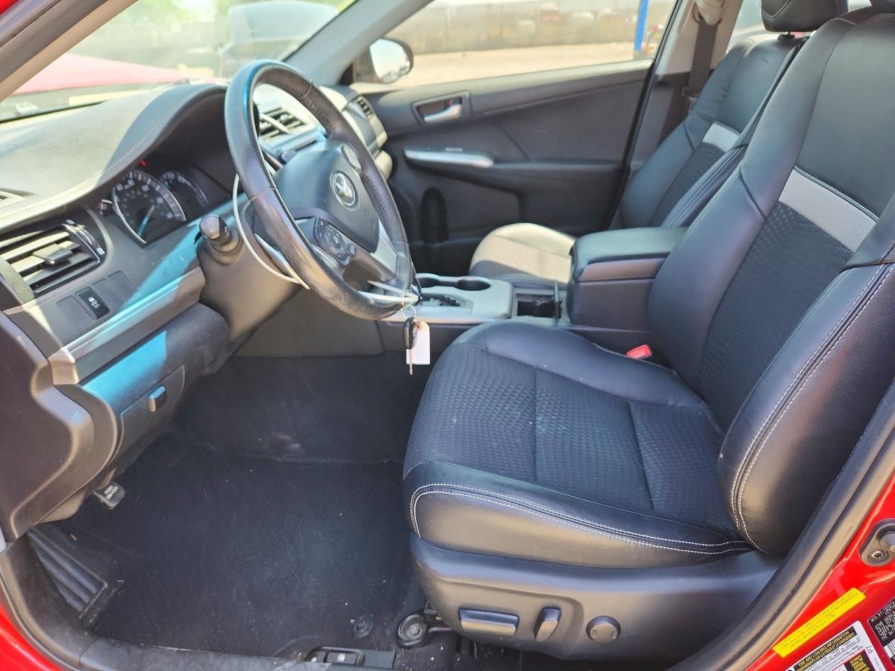 2012 TOYOTA CAMRY