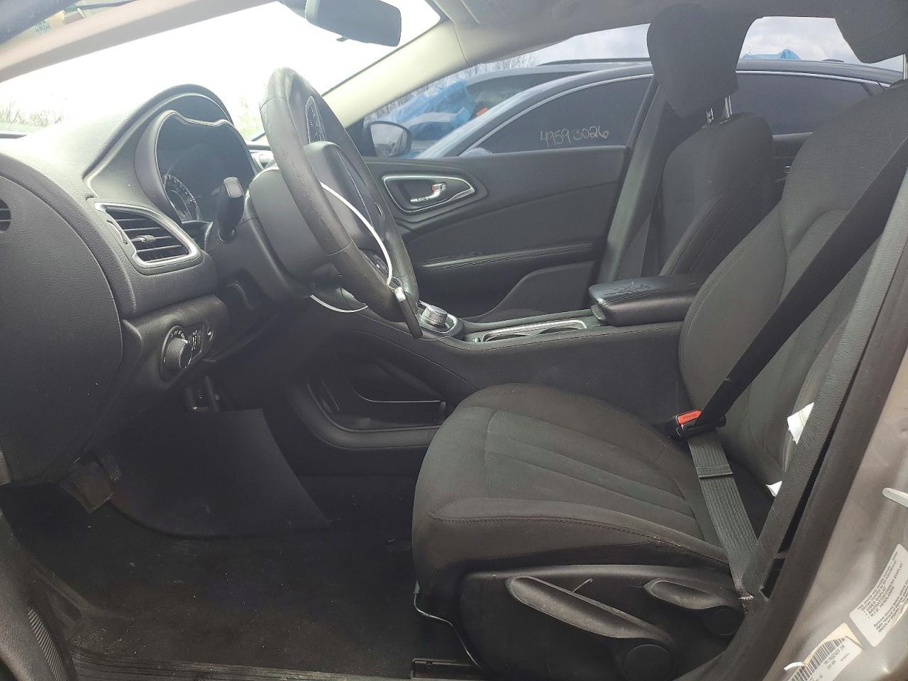 2015 CHRYSLER 200