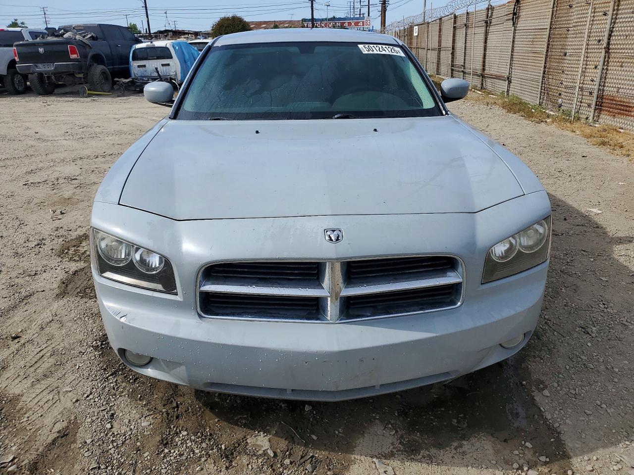 2010 DODGE CHARGER