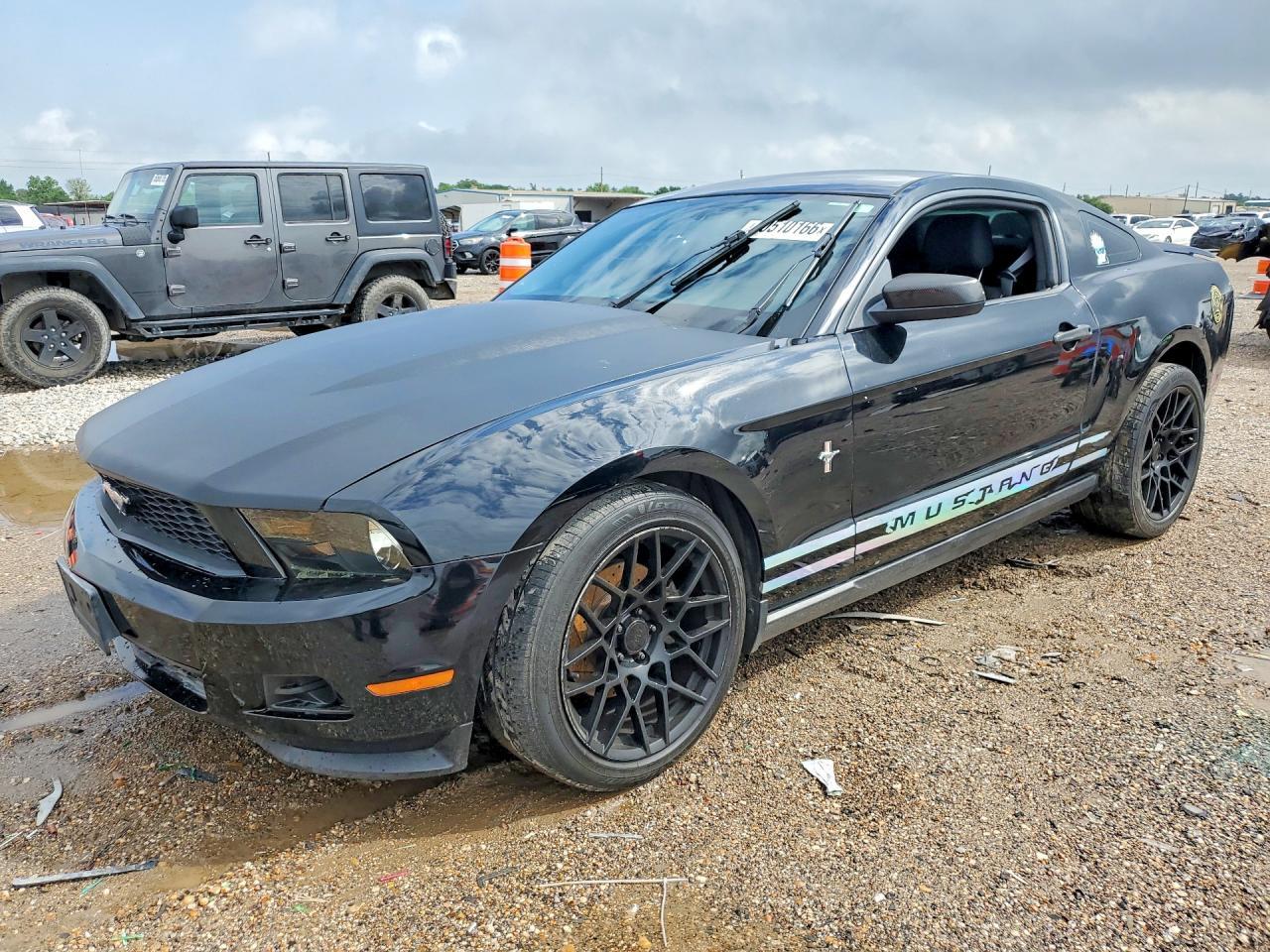 2012 FORD MUSTANG
