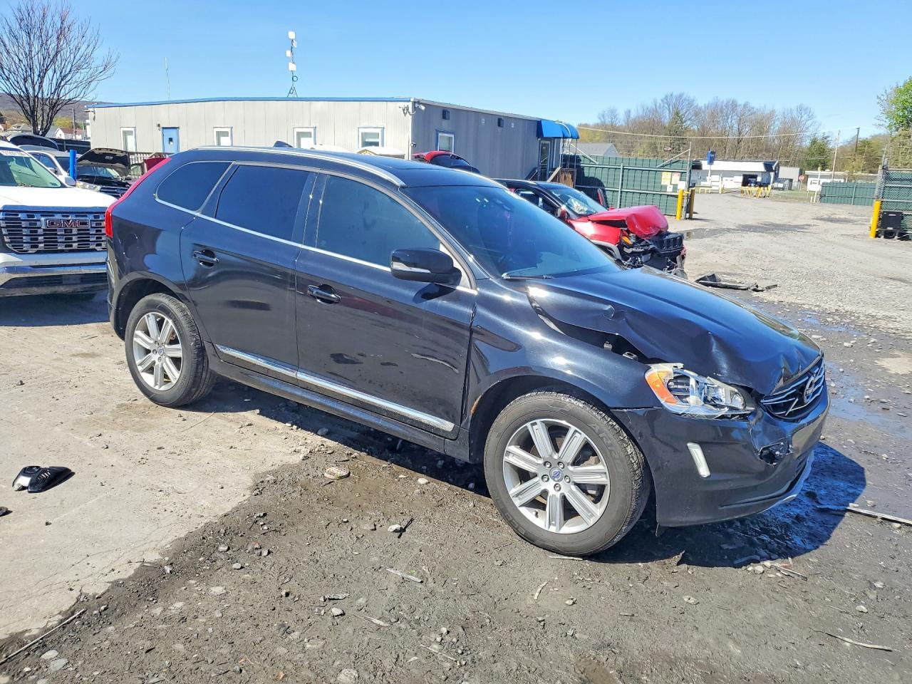 2016 VOLVO XC60