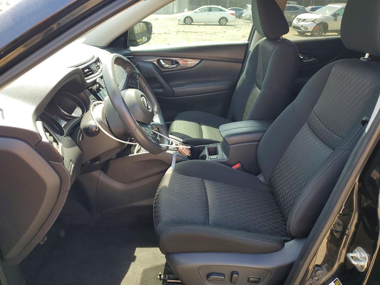 2017 NISSAN ROGUE