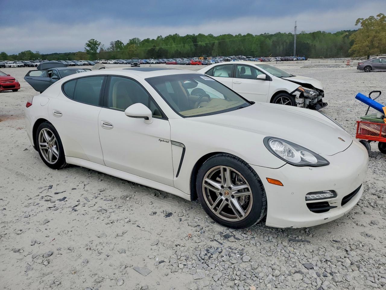 2012 PORSCHE Panamera