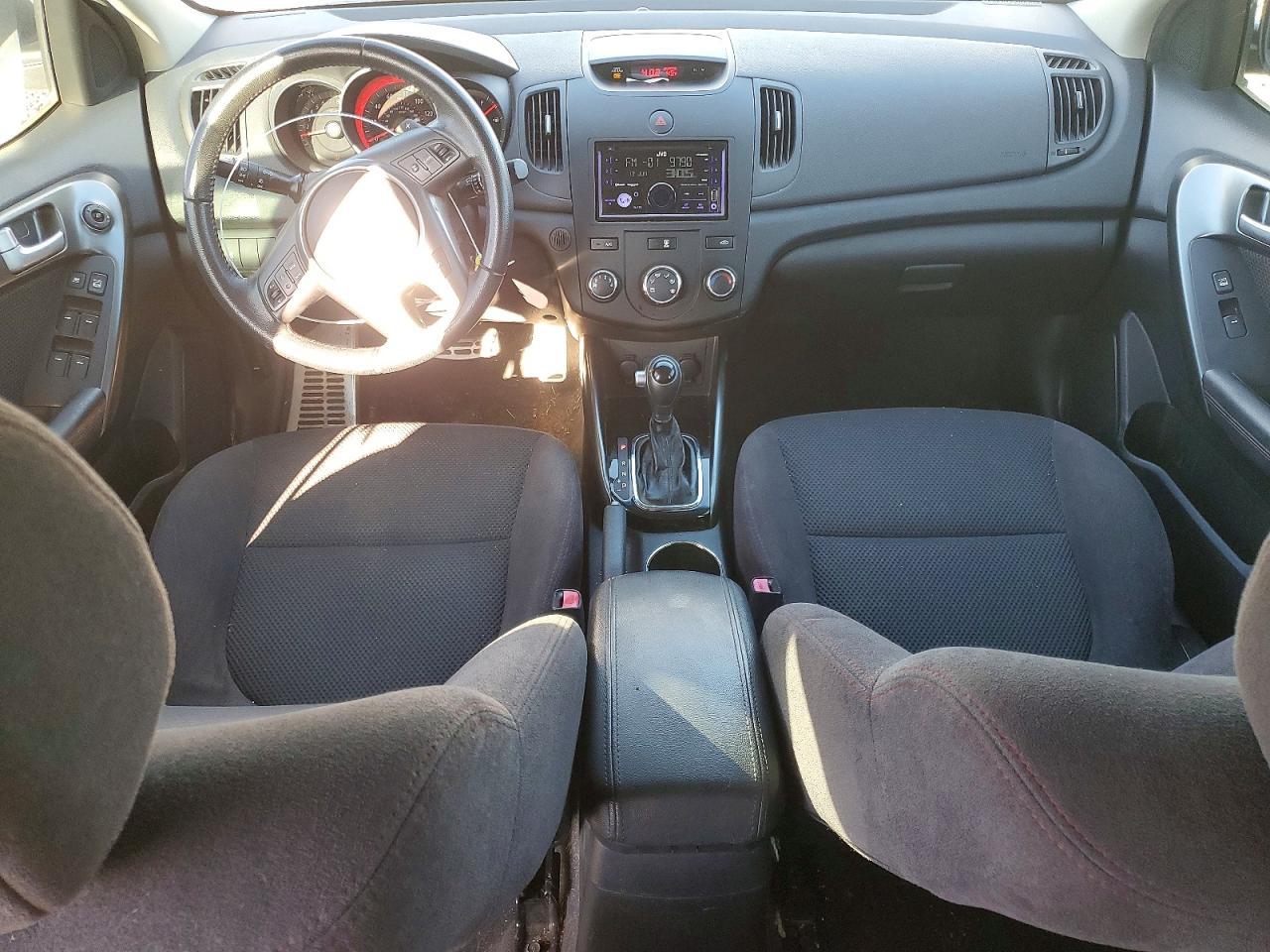 2011 KIA FORTE