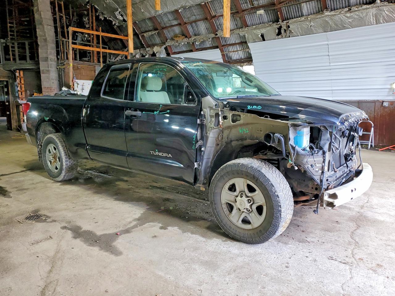 2012 TOYOTA TUNDRA