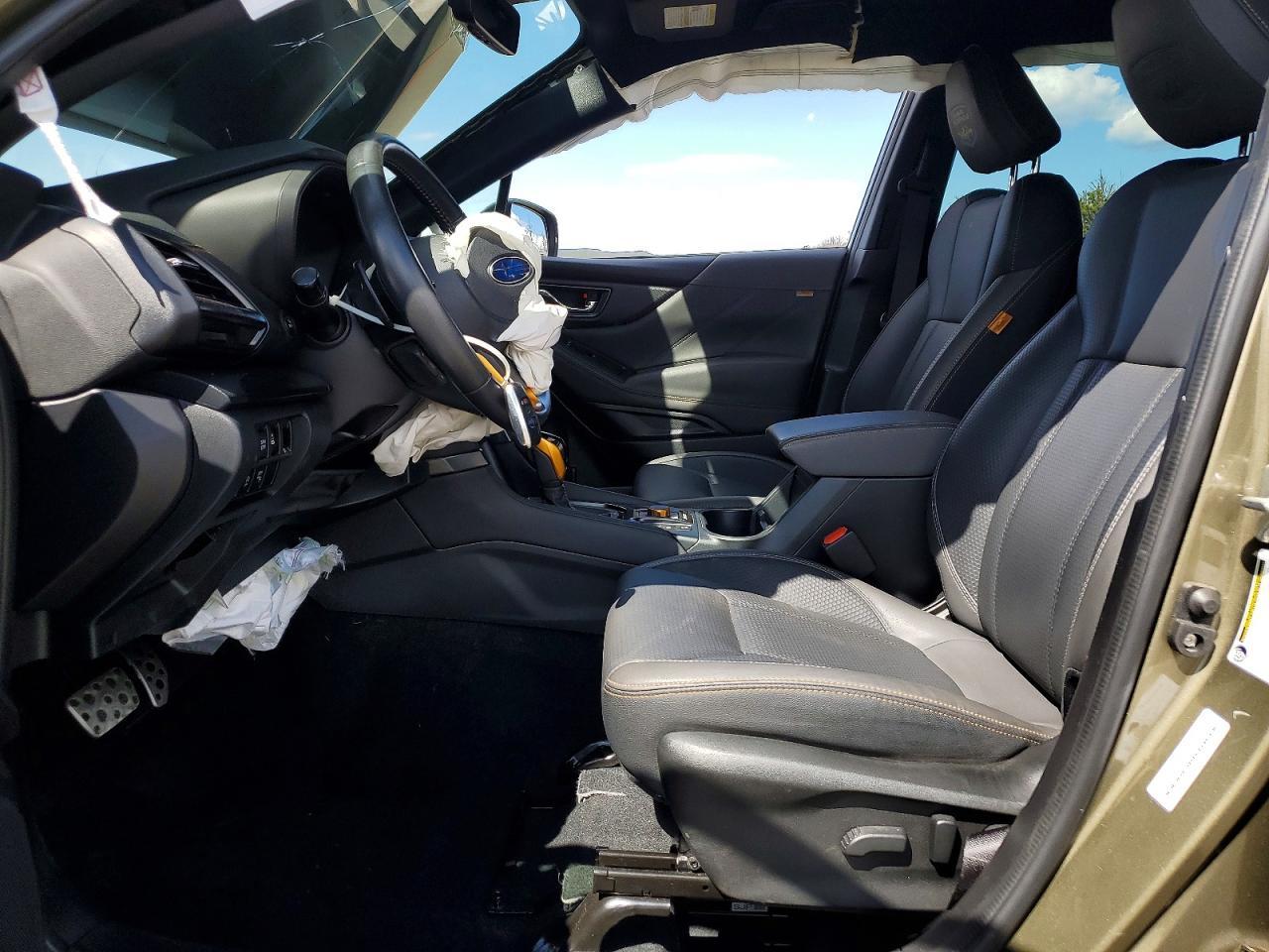2022 SUBARU FORESTER