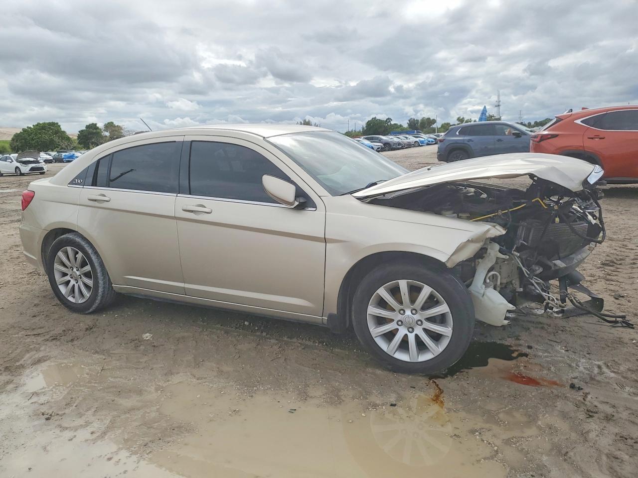 2014 CHRYSLER 200