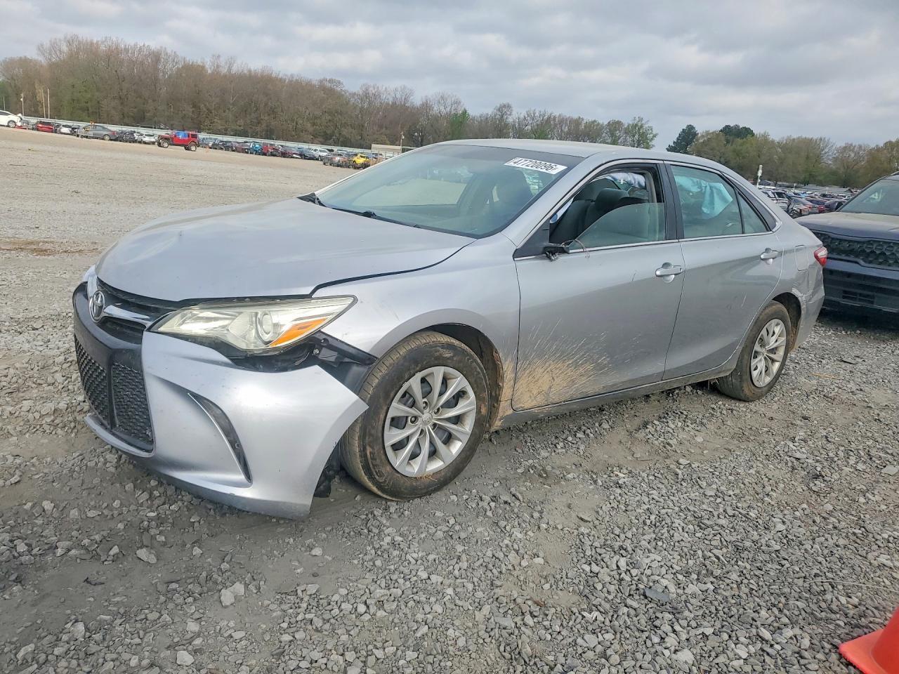 2015 TOYOTA CAMRY