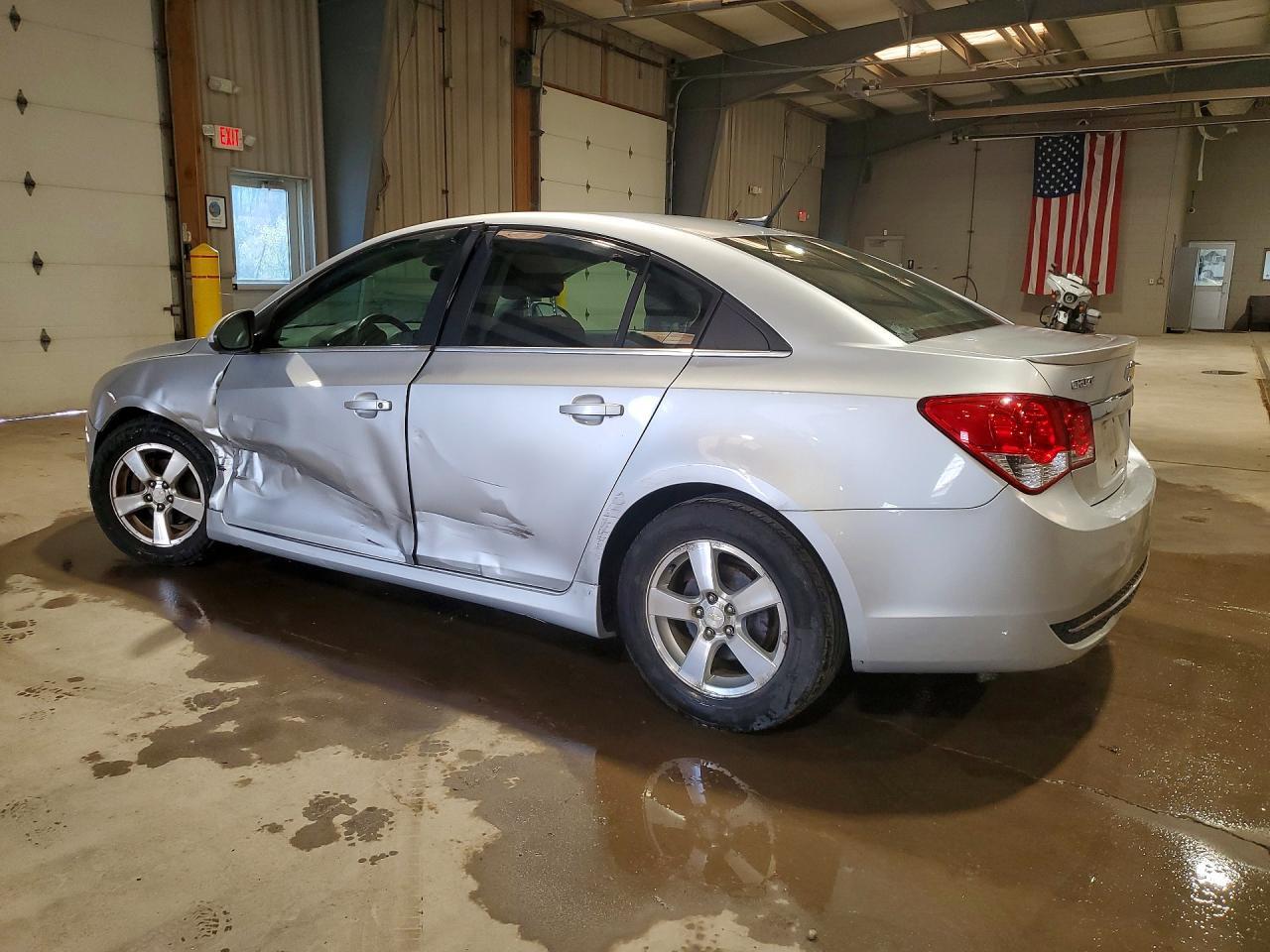 2011 CHEVROLET CRUZE