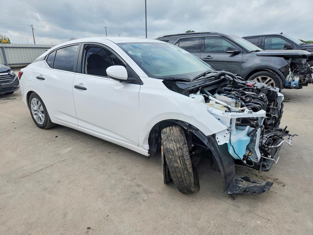 2024 NISSAN SENTRA