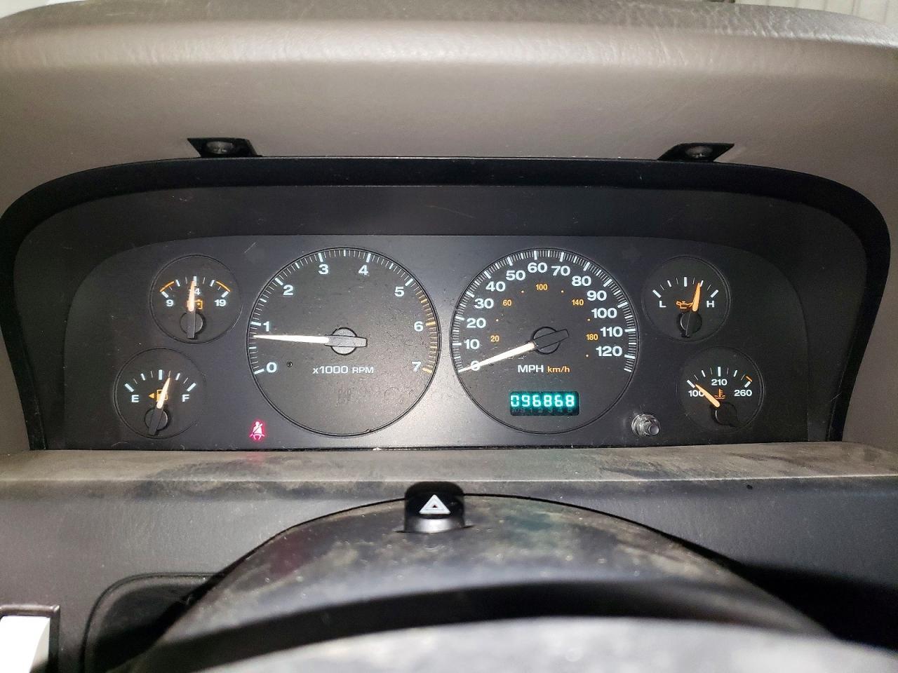 2002 JEEP Grand Cherokee