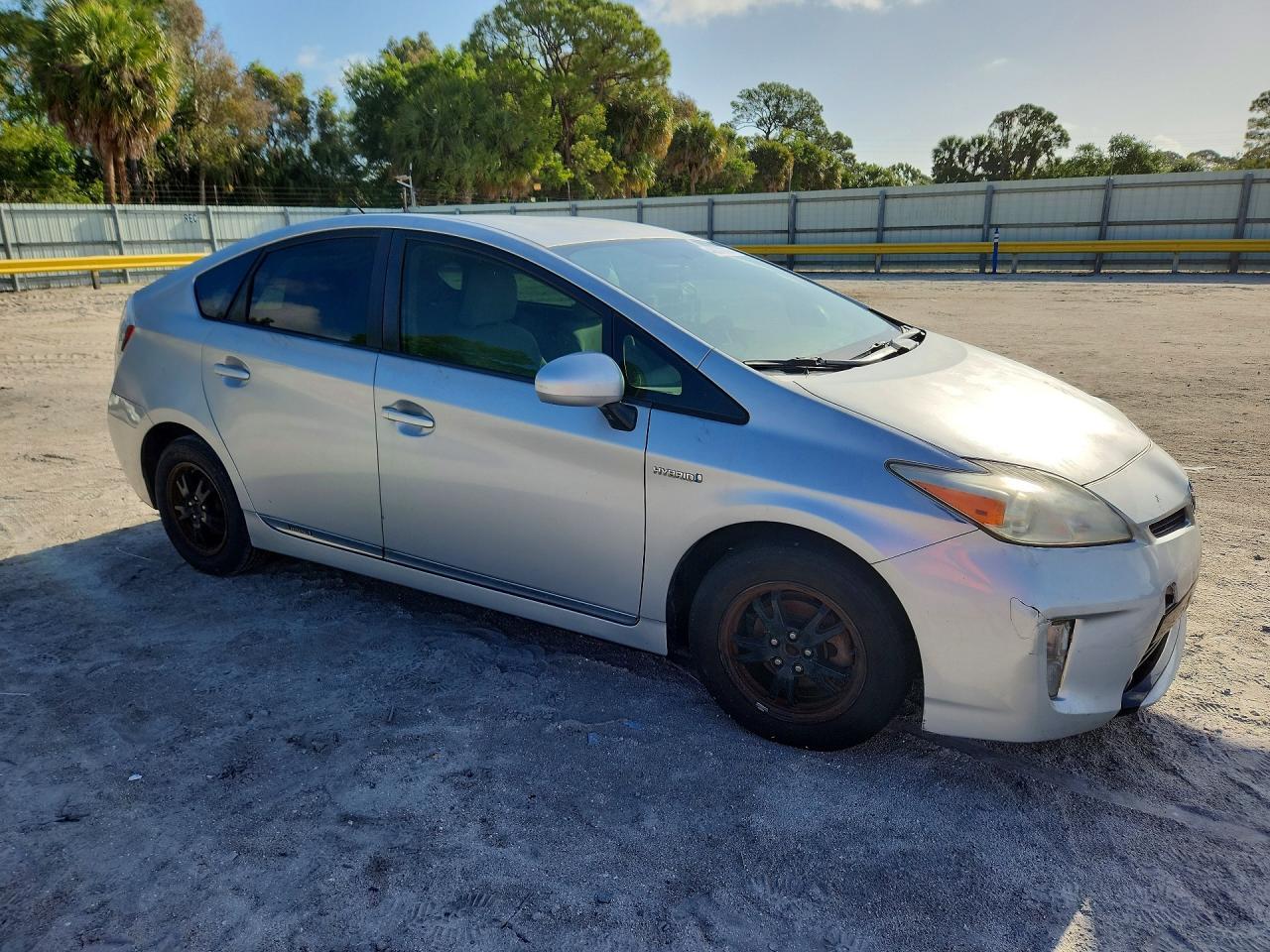2012 TOYOTA PRIUS