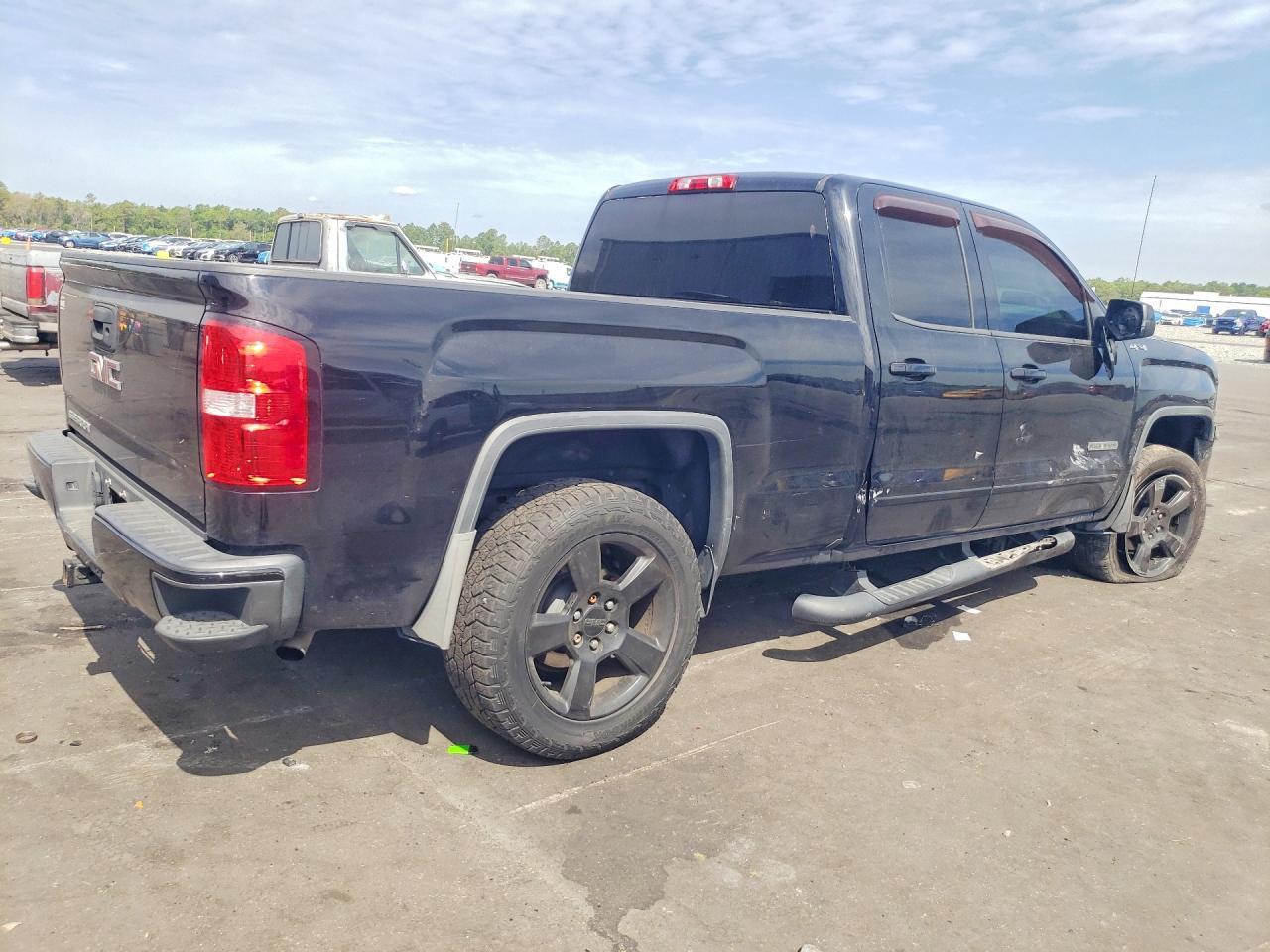 2018 GMC Sierra