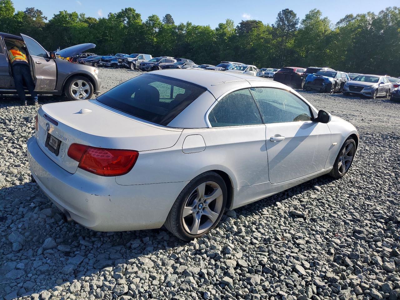 2013 BMW 3 SERIES
