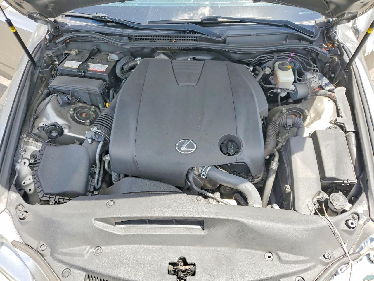 2015 LEXUS IS 250