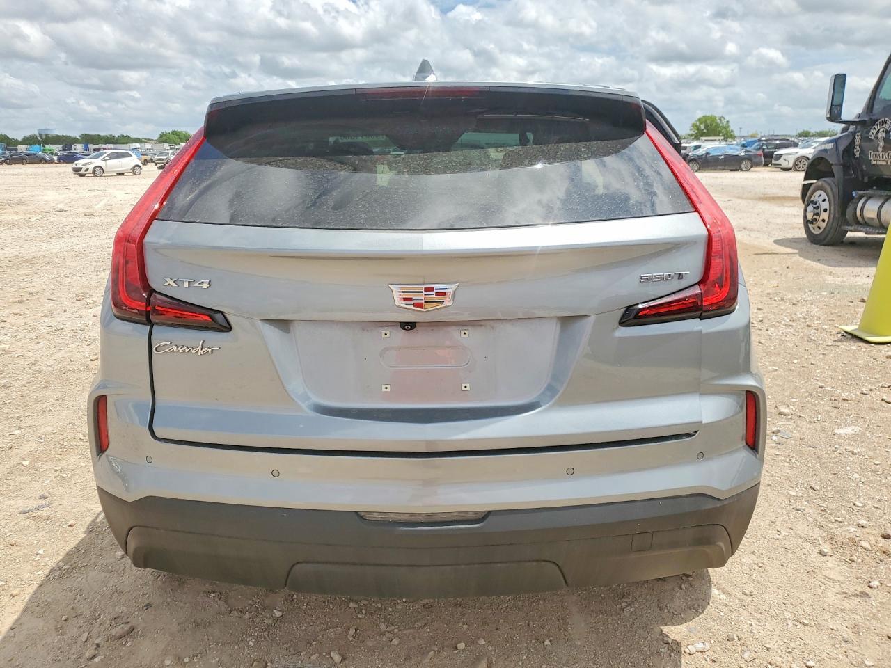 2024 CADILLAC XT4