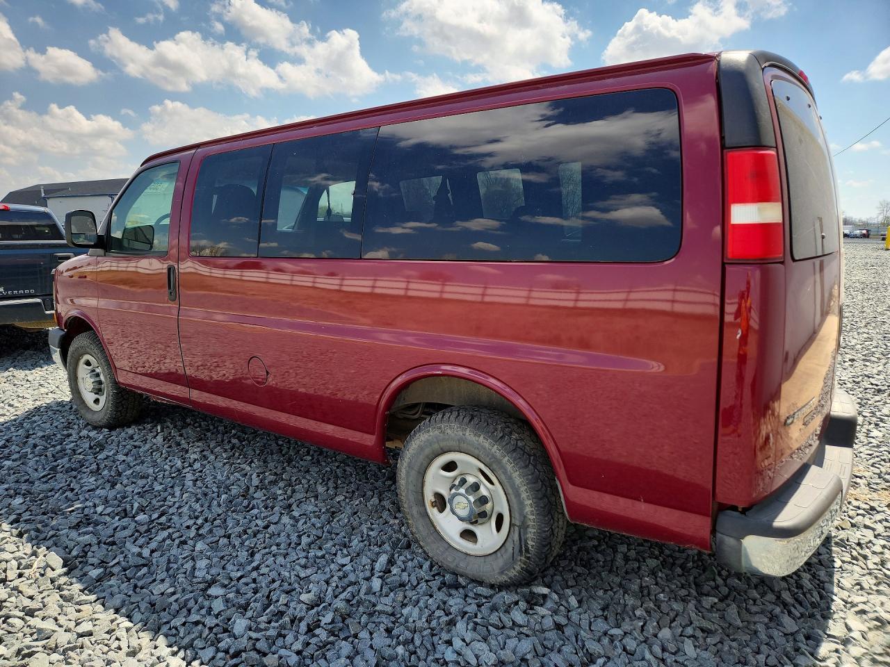 2009 CHEVROLET EXPRESS 2500
