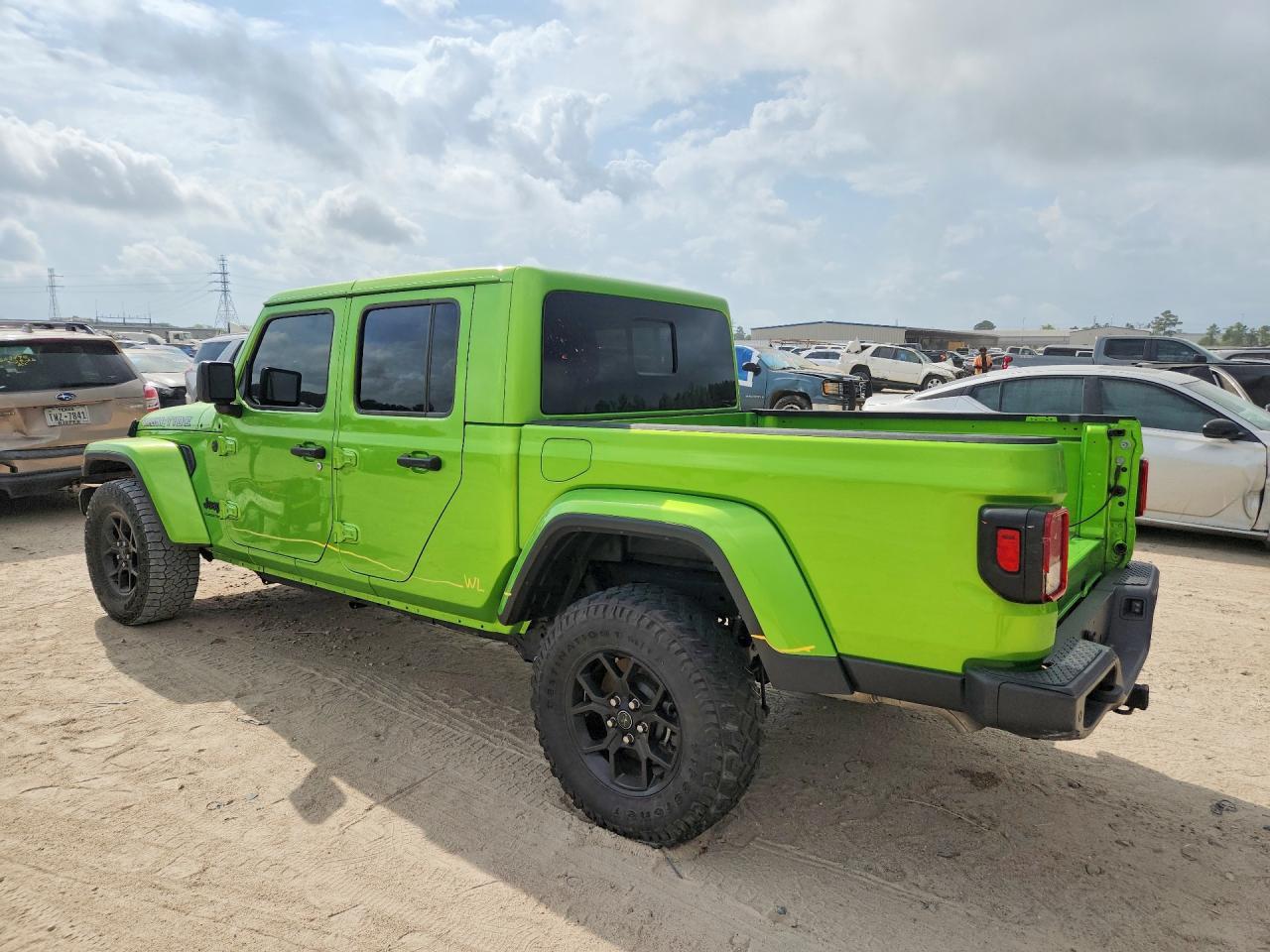 2025 JEEP Gladiator