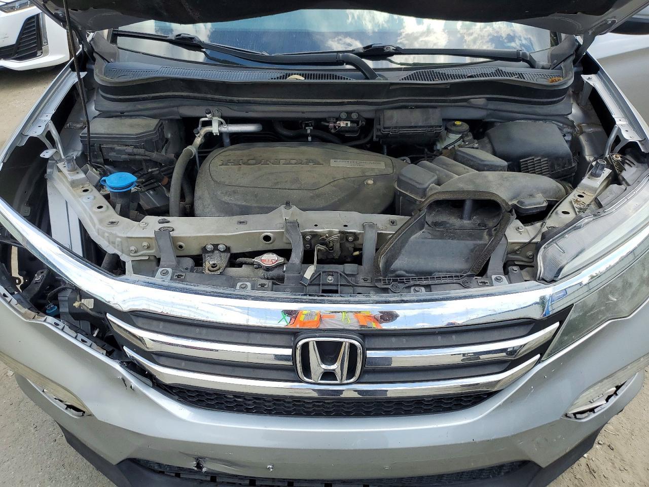 2018 HONDA PILOT