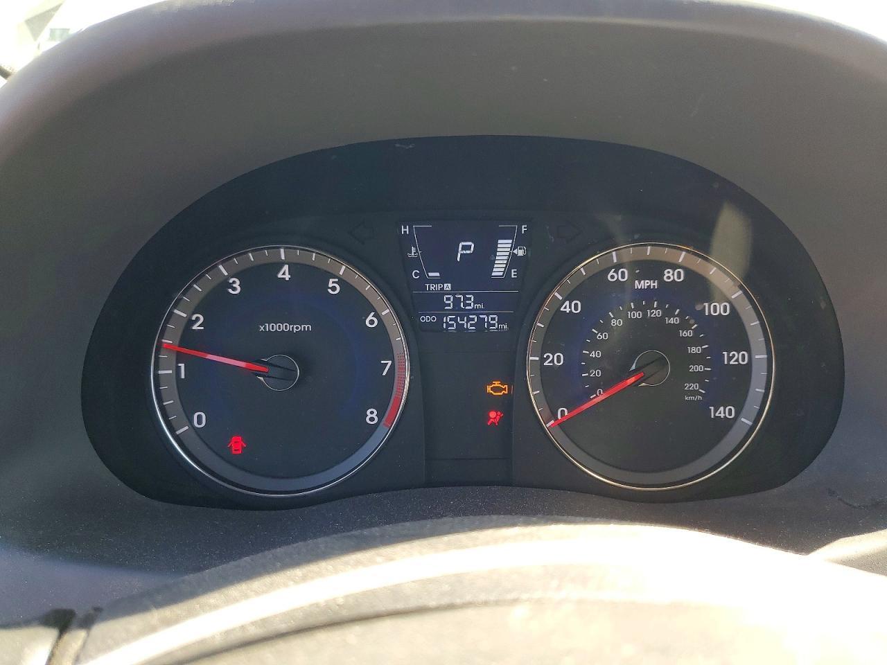 2012 HYUNDAI ACCENT