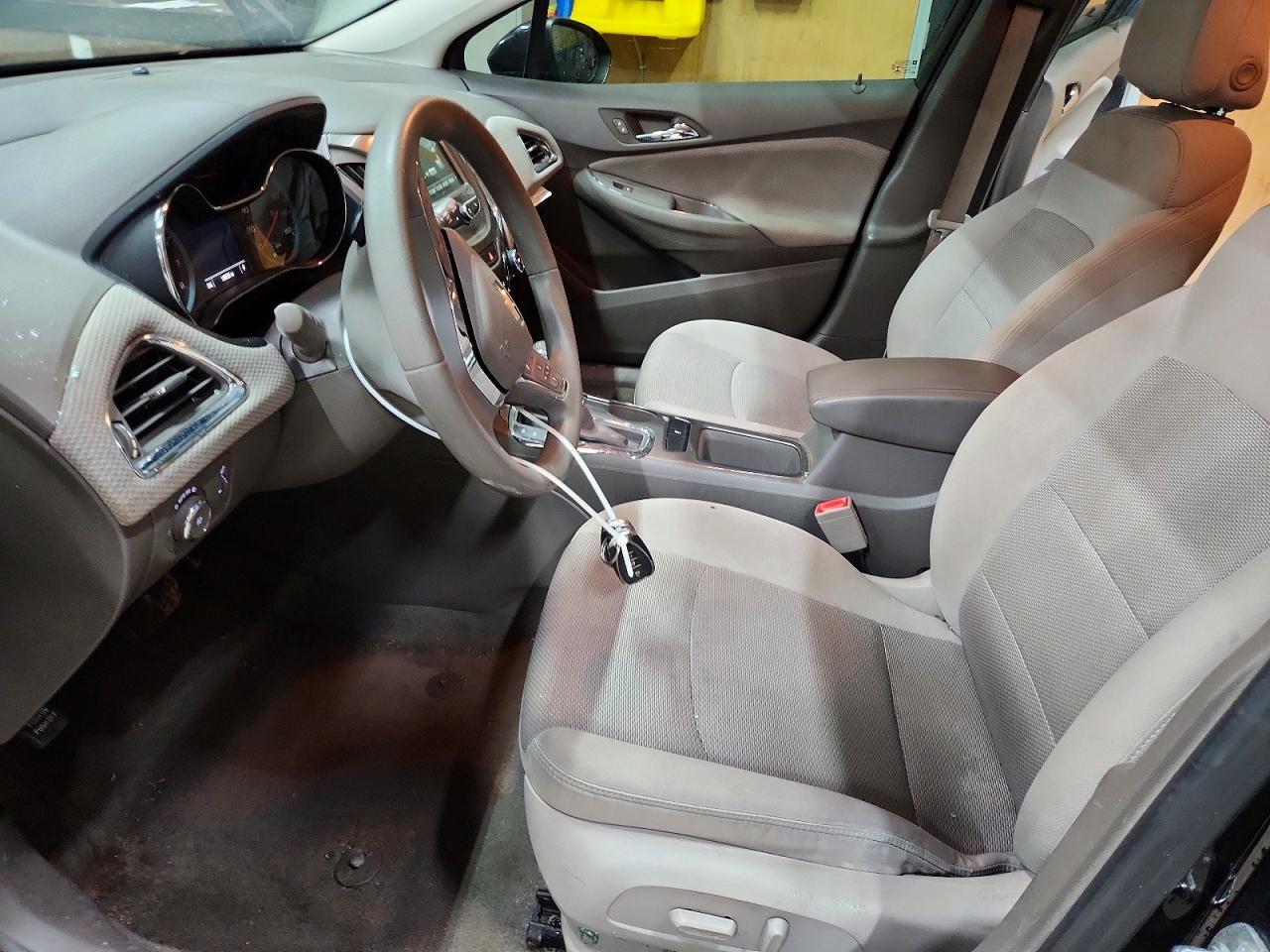2018 CHEVROLET CRUZE