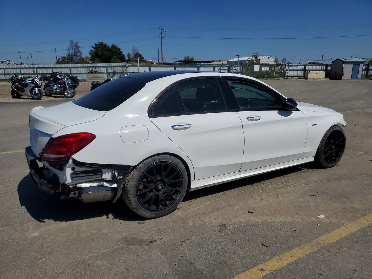 2016 MERCEDES-BENZ C-CLASS