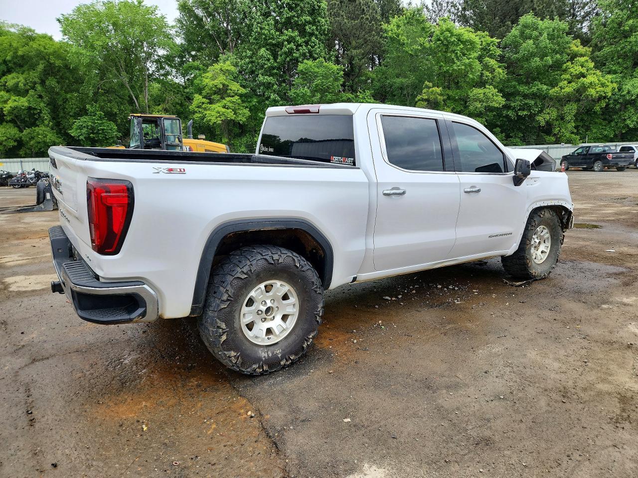 2023 GMC Sierra