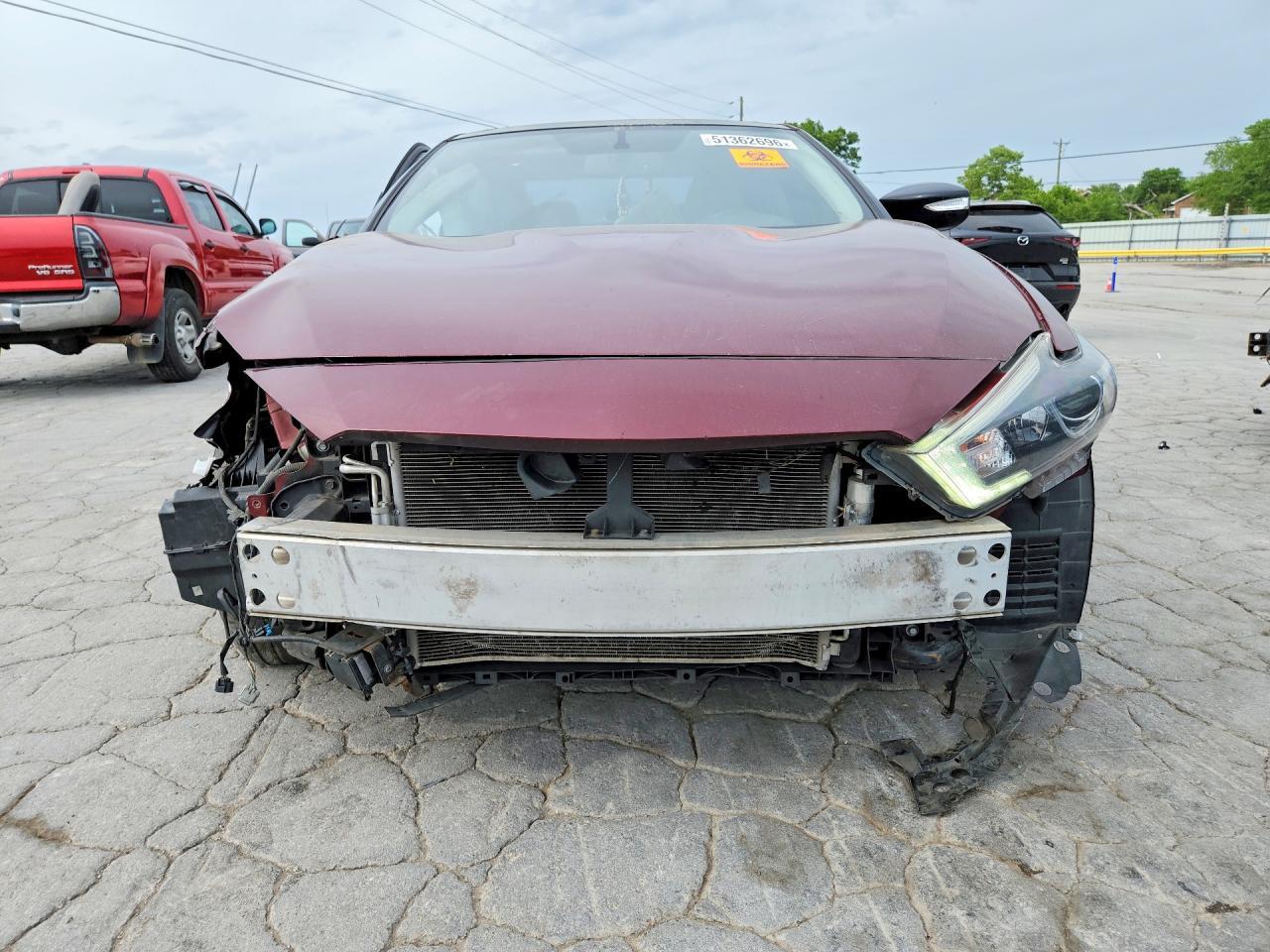 2017 NISSAN Maxima