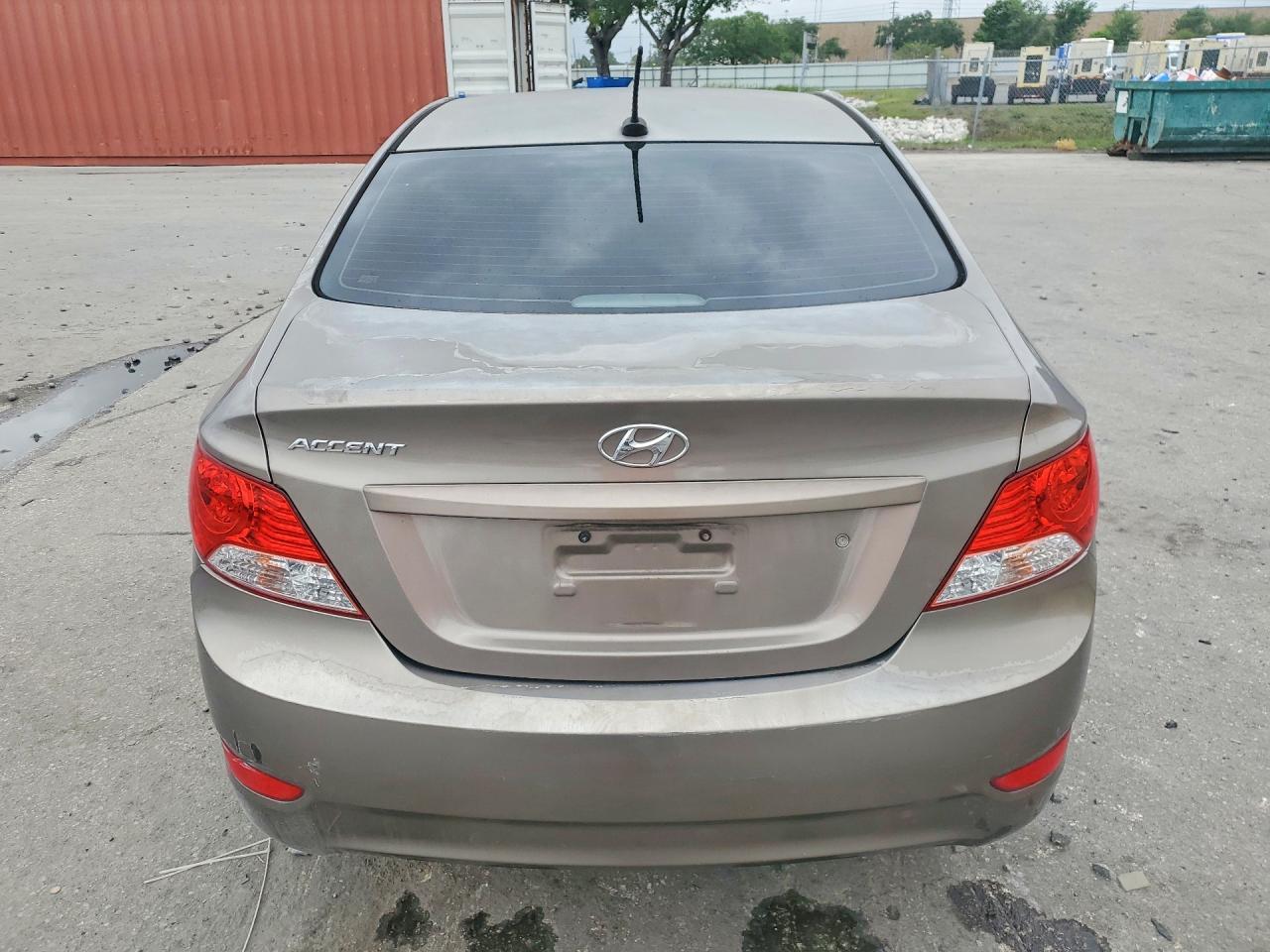 2012 HYUNDAI ACCENT