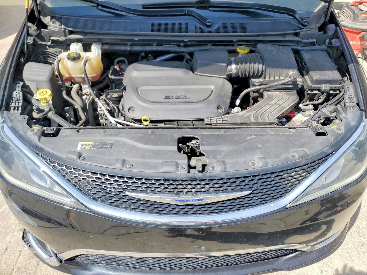2020 CHRYSLER Pacifica