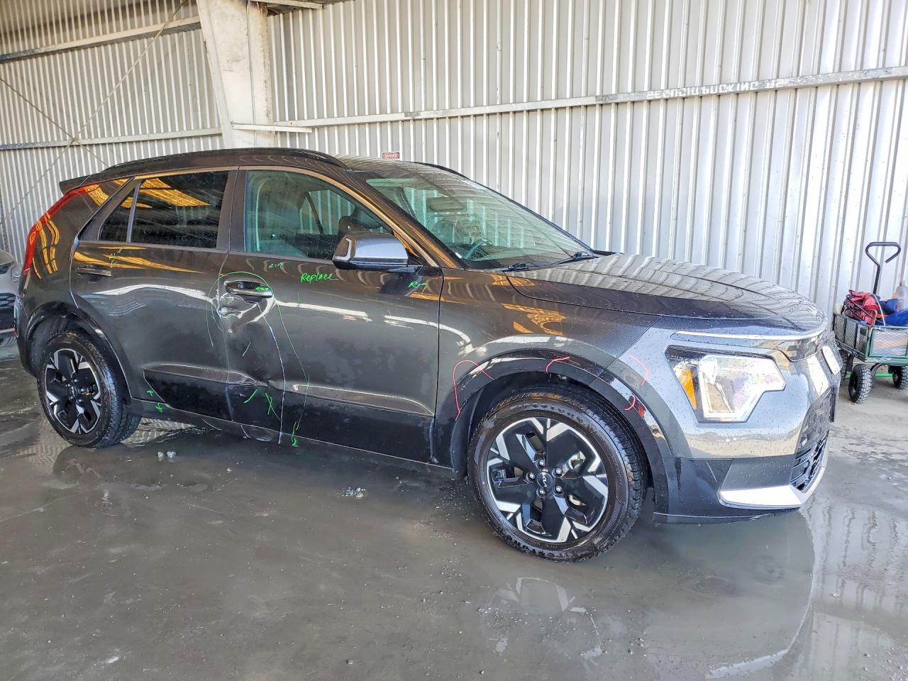 2023 KIA Niro