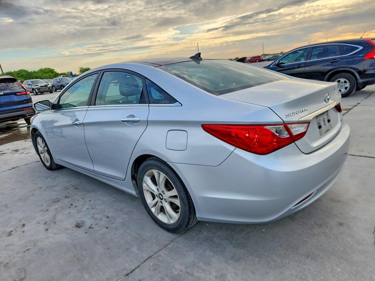 2012 HYUNDAI SONATA
