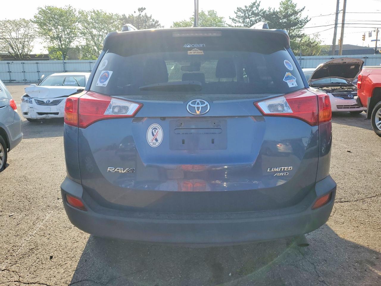 2014 TOYOTA RAV4