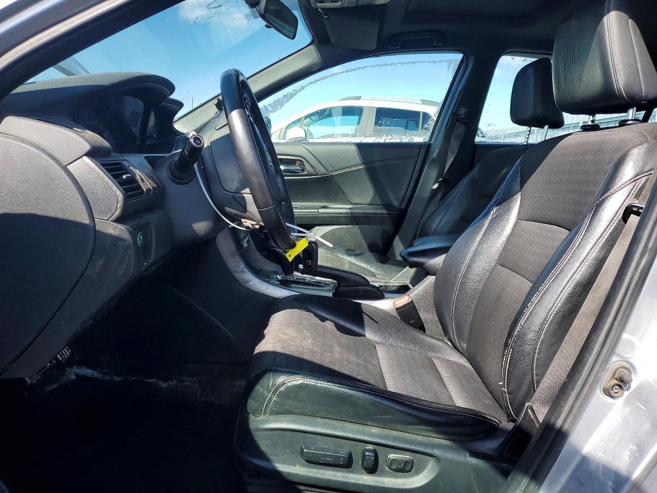 2016 HONDA ACCORD