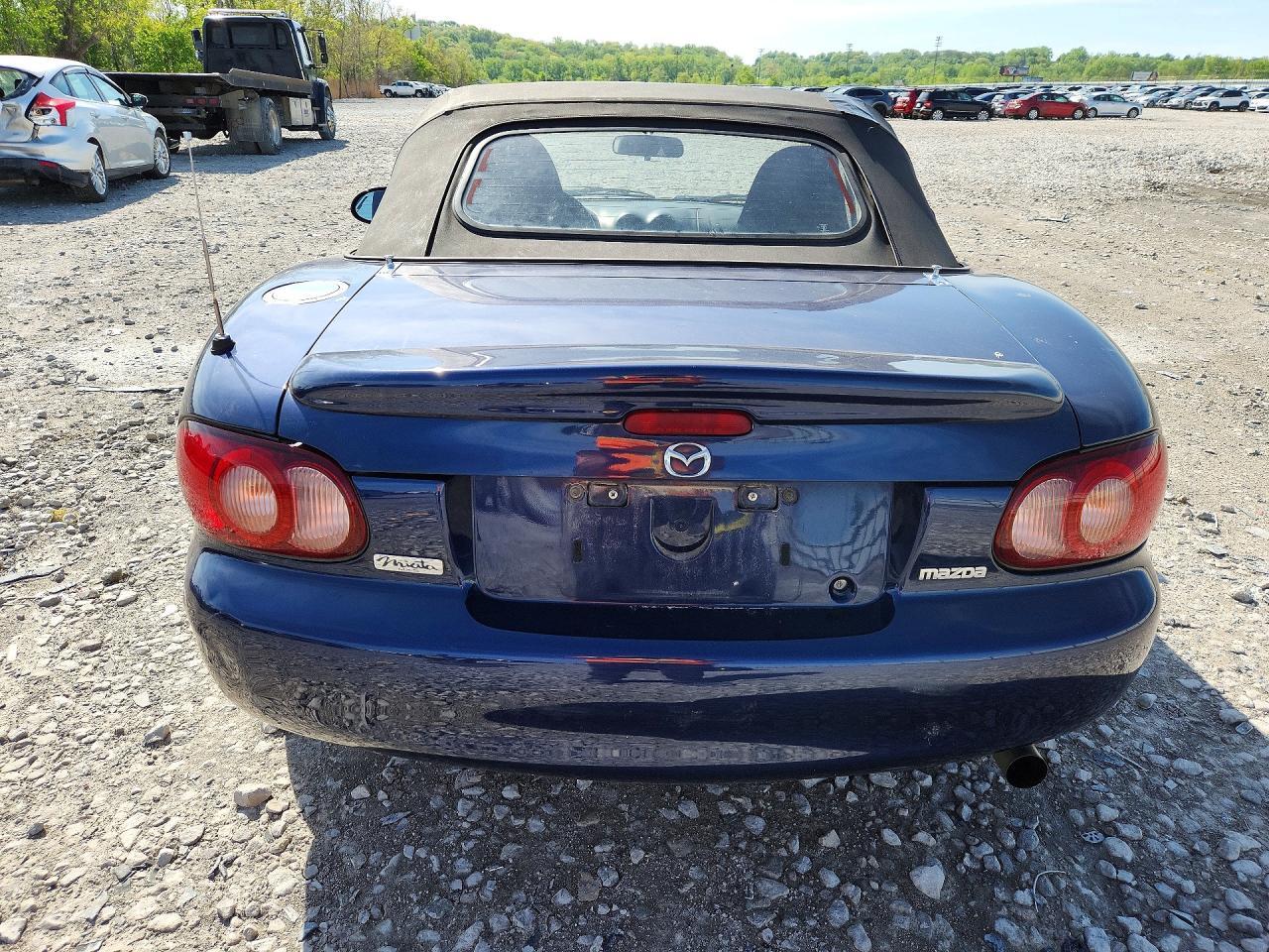 2001 MAZDA MX-5 Miata