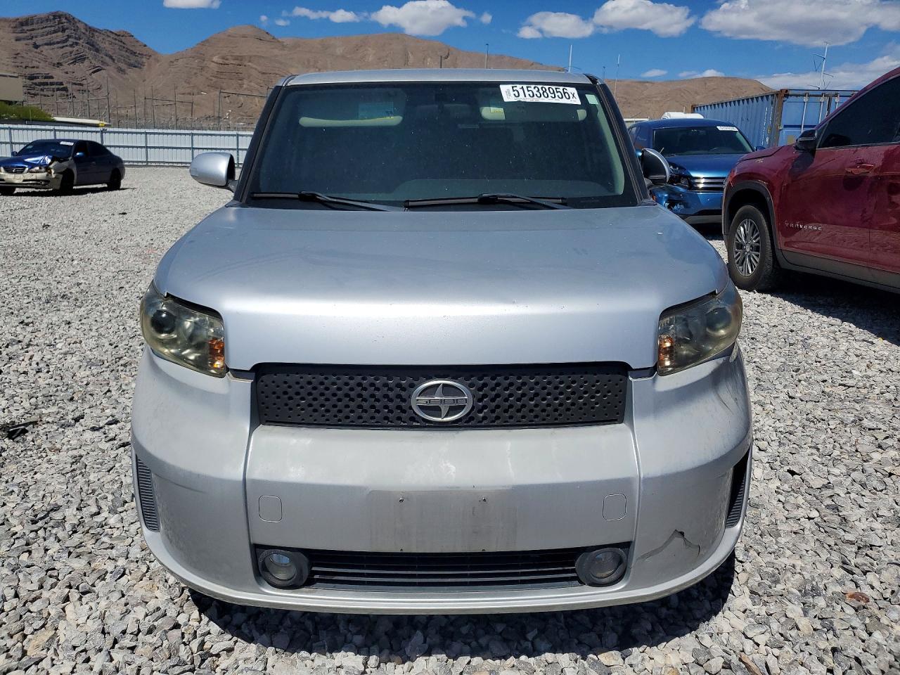 2010 TOYOTA SCION