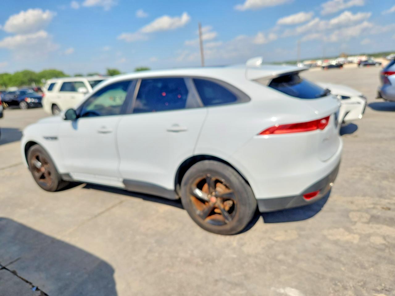 2018 JAGUAR F-Pace