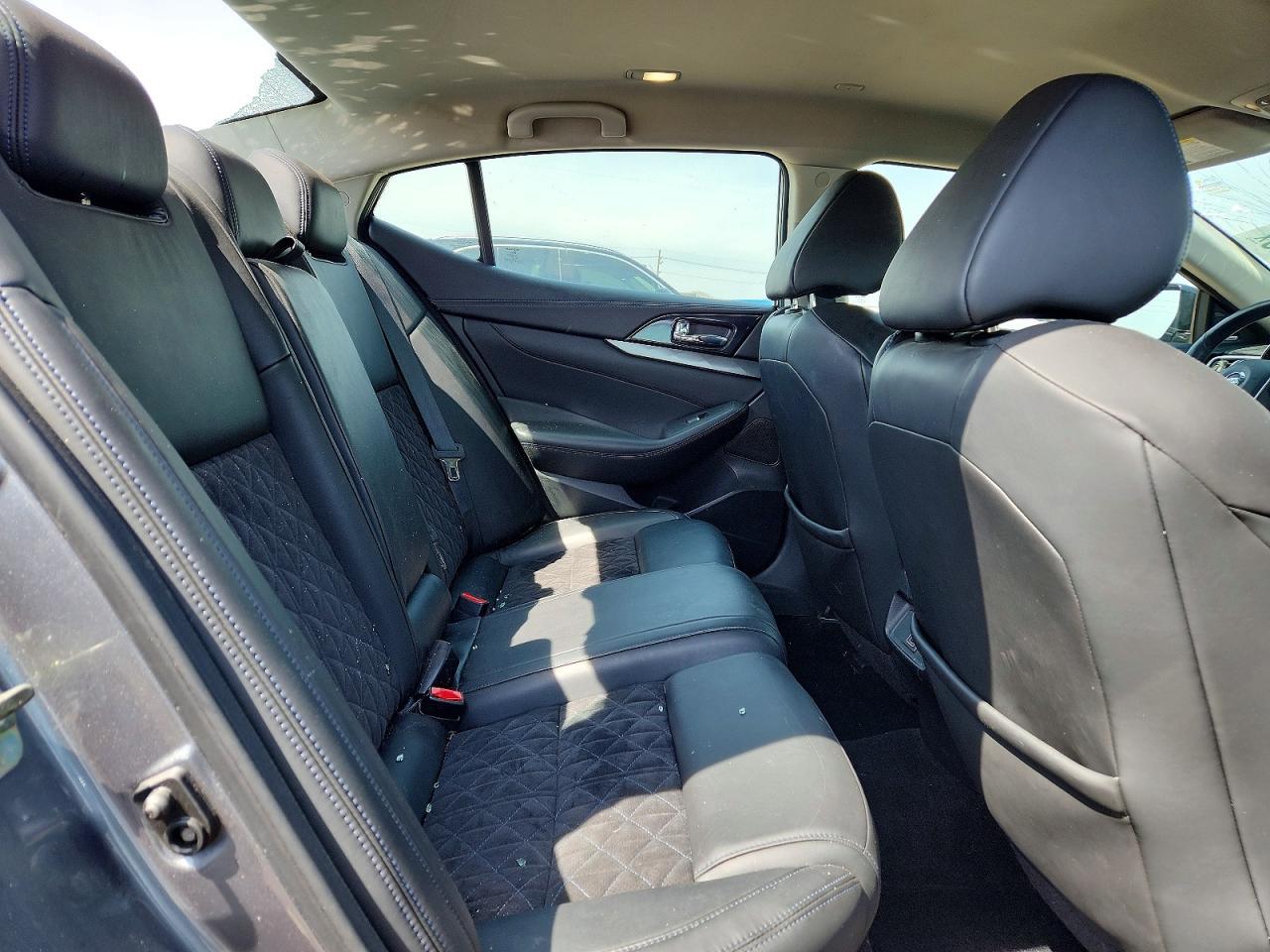 2018 NISSAN Maxima
