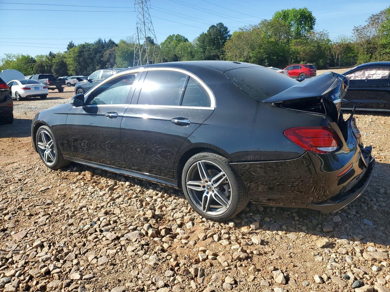 2017 MERCEDES-BENZ E-Class
