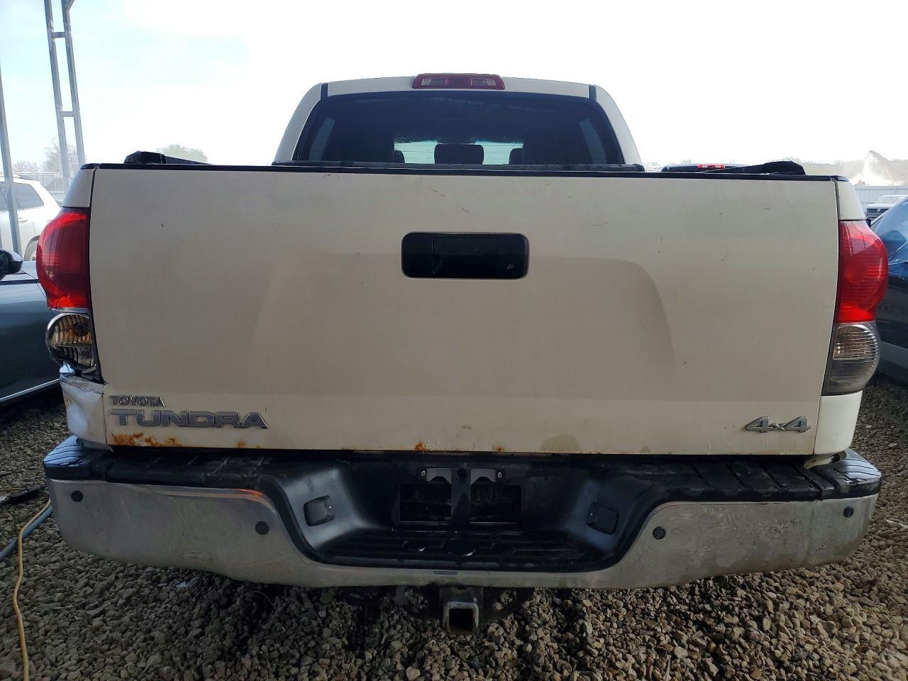 2008 TOYOTA TUNDRA