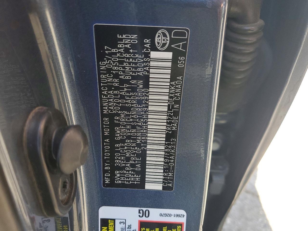 2017 TOYOTA COROLLA